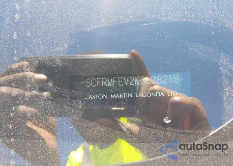 2019 Aston Martin Db11 Amr Signature z USA, uszkodzony, nr VIN SCFRMFEV2KGL08219